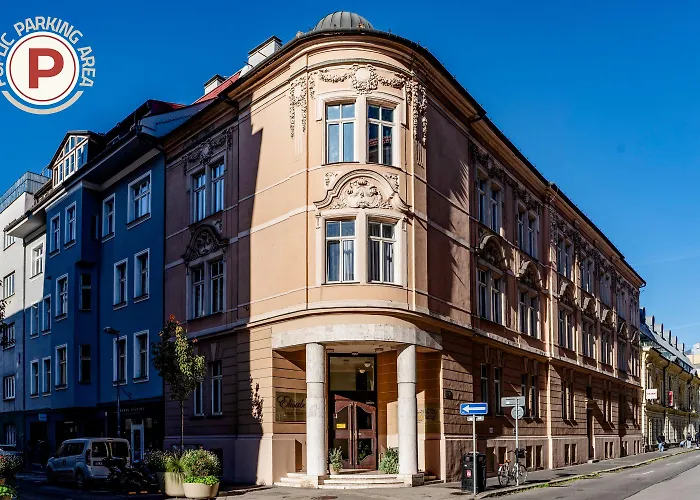 Elisabeth Old Town